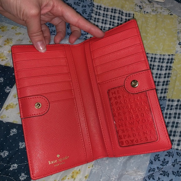 Kate Spade wallet - Picture 3 of 6